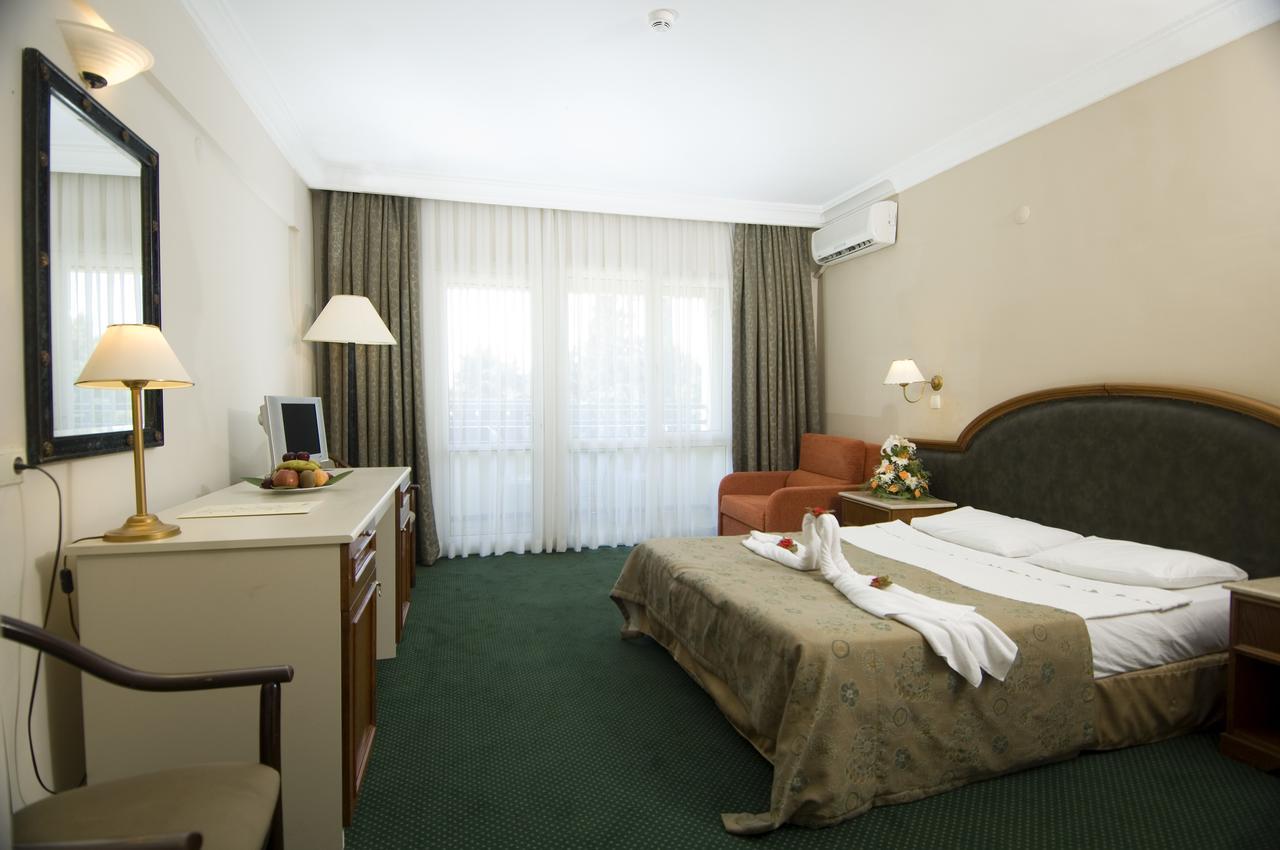 La Santa Maria Hotel Кушадаси Екстер'єр фото